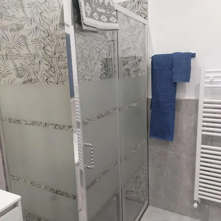 Fede's Airport 公寓